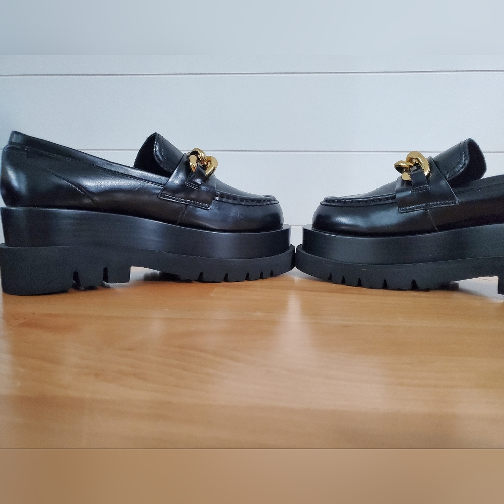 Jeffrey Campbell Black Loafers with Gold Chain - Picture 7 of 11